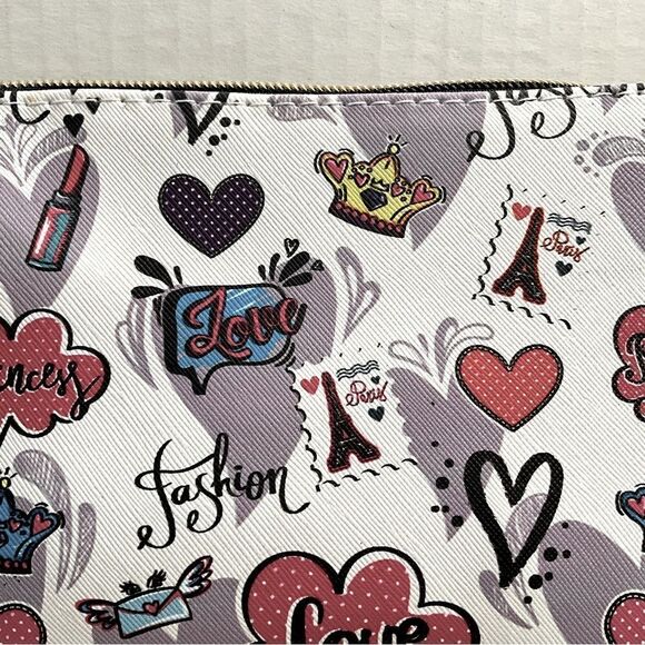 Blush Crush Cosmetic Bag Princess Paris Crown Hearts NWT - Picture 2 of 7